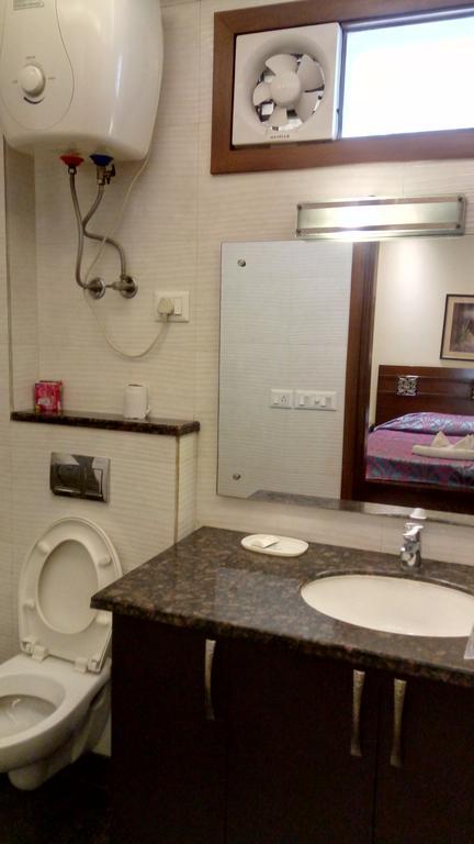 ניו דלהי Woodpecker Service Apartments - Green Park מראה חיצוני תמונה